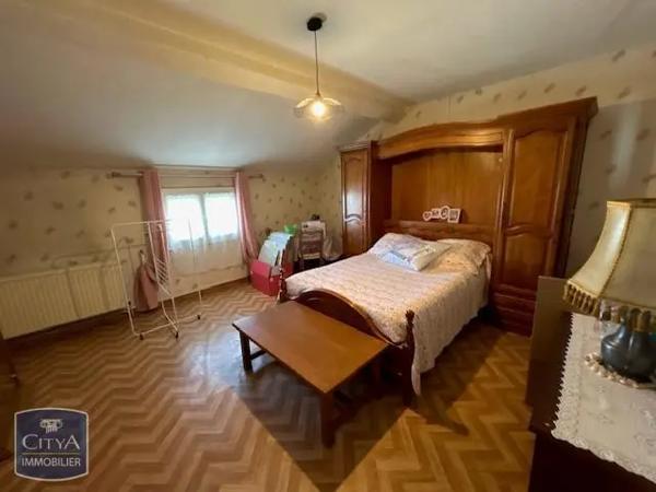 Appartement à louer 4 pièces 83.53m² Le Chambon-Feugerolles (42500)