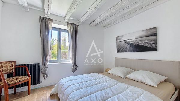 Maison de ville pleine dhistoire et de charme