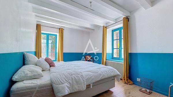 Maison de ville pleine dhistoire et de charme