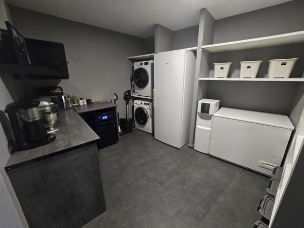 Maison d'architecture moderne de 145m2, 6 pièces