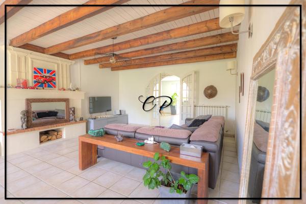 Maison en pierre, familiale