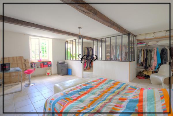 Maison en pierre, familiale