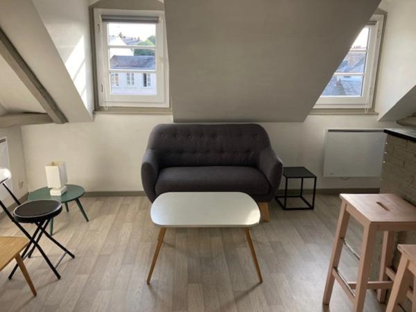 Rouen Vieux-Marché / Gare : Bel Appt  rénové de 34 m² avec vue panoramique et charges limitées !