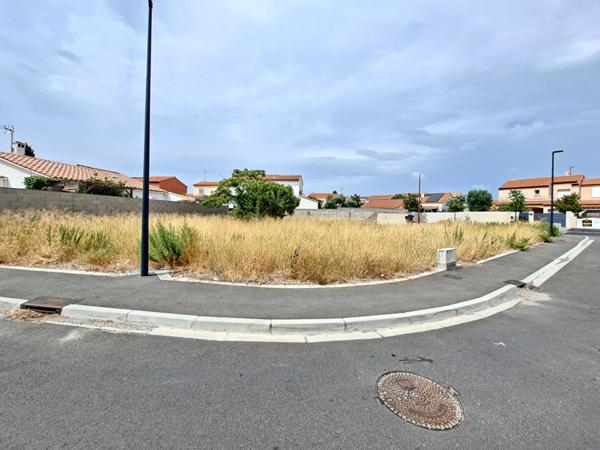 Perpignan Terrain constructible 4 faces de 480m2 possibilité de 2 logements