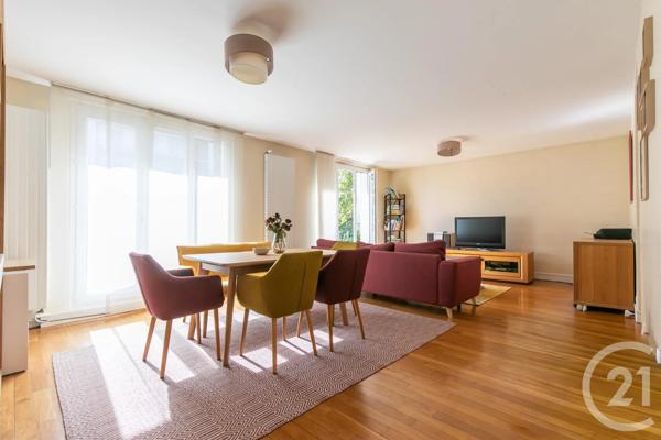 Appartement F4 à vendre  4 pièces - 76,06 m 2   ST MAUR DES FOSSES  - 94