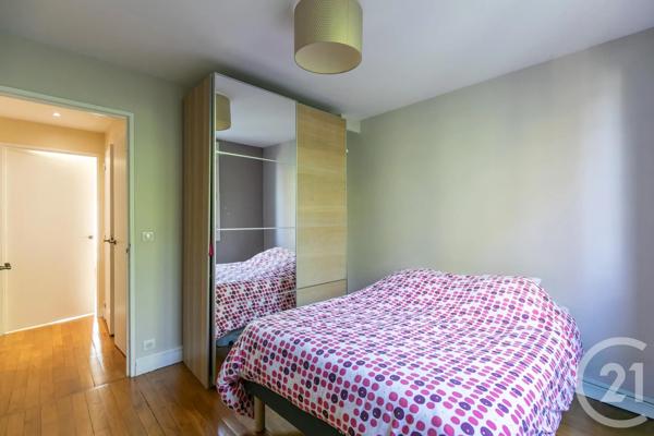 Appartement F4 à vendre  4 pièces - 76,06 m 2   ST MAUR DES FOSSES  - 94