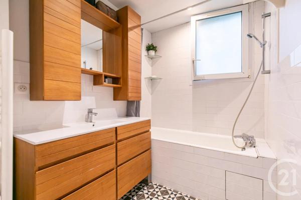 Appartement F4 à vendre  4 pièces - 76,06 m 2   ST MAUR DES FOSSES  - 94