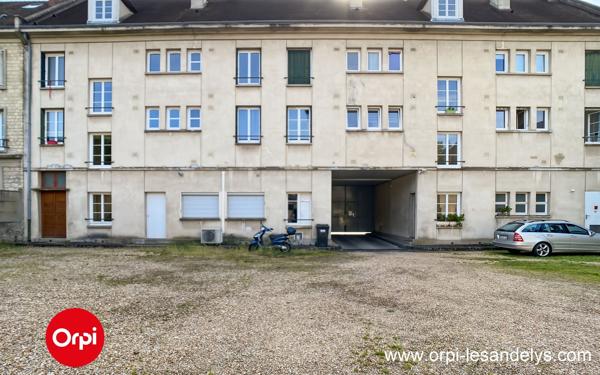 Stationnement à vendre