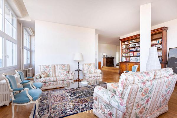 Dernier étage avec balcon et vue au coeur des Brotteaux – 175 m2