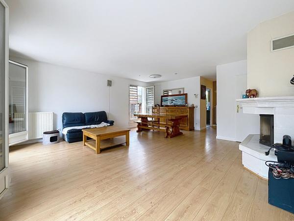 Maison 5 pièces €598 500 ** - Référence 161914