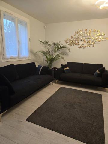 Maison 4 chambres avec garage et terrain clos