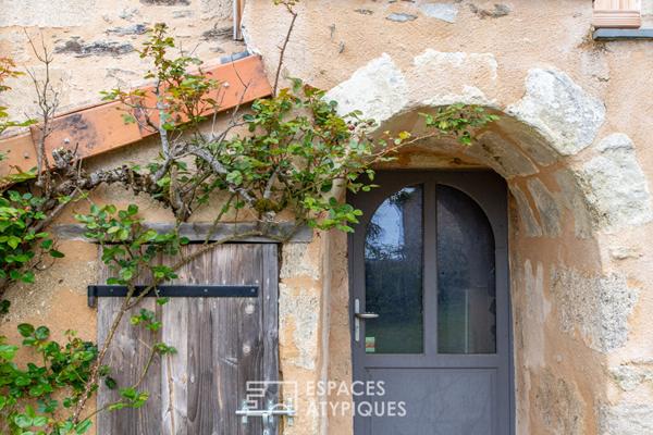Ancienne fermette rénovée paisible avec piscine