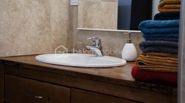 Maison en pierre de 263 m²