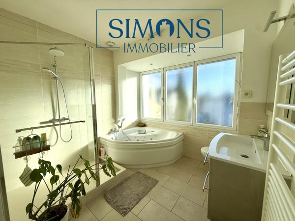 Vaste maison familiale à seulement cinq minutes à vélo de l’hypercentre de La Rochelle