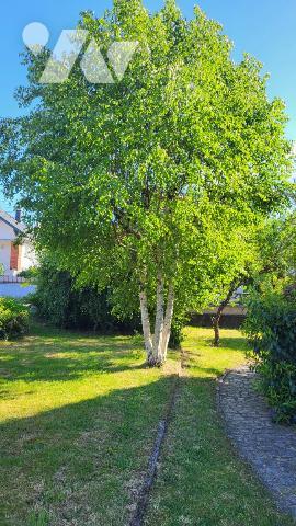 Maison individuelle, type T4, 91 m² habitables sur sous sol entier