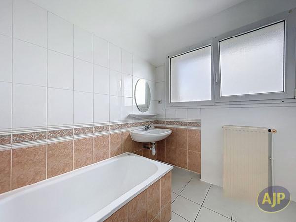 Vente appartement La Teste De Buch : 211 600 € - AJP ACTEA La Hume