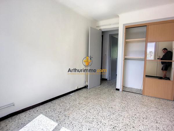 Vente                                                      Appartement
                        
                     4 pièces                      91 m2                     à Perpignan