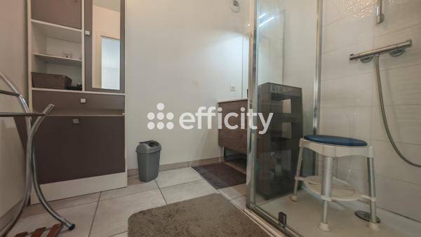 Appartement
         2 pièces
        - 50 m² 199 000 € *