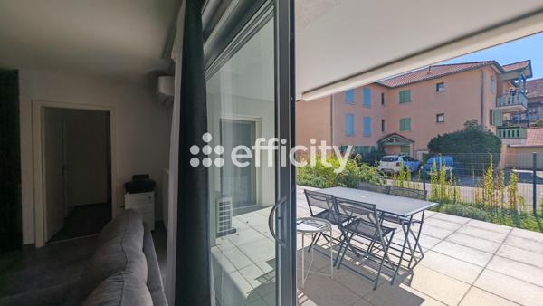 Appartement
         2 pièces
        - 50 m² 199 000 € *
