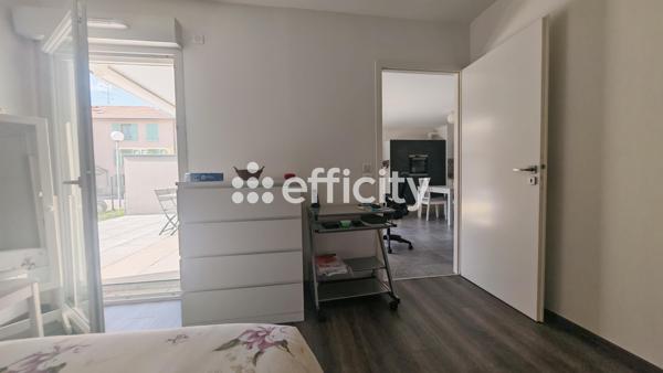 Appartement
         2 pièces
        - 50 m² 199 000 € *