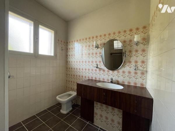 Maison d'habitation offrant environ 106 m² habitables sur un terrain de 1442 m².