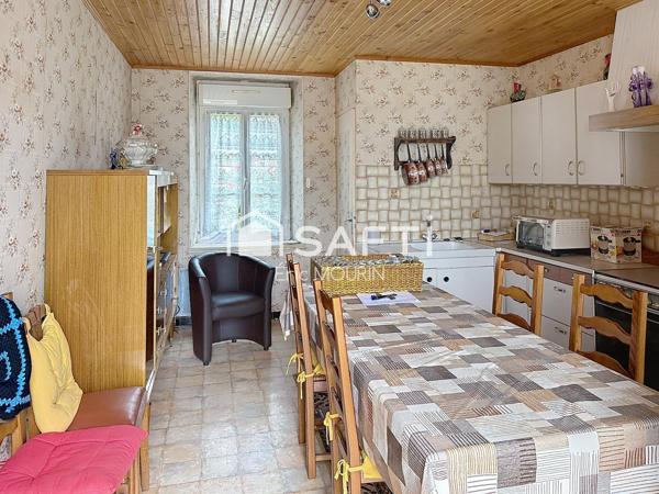 Cette belle maison pour primo accèdent ou investisseur.