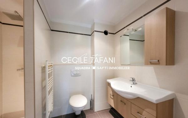 Appartement lumineux avec jardin et terrasse