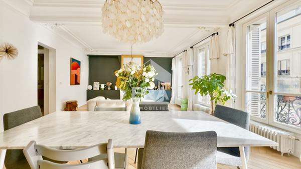 A VENDRE SUPERBE 3/4 P 95M2 RENOVE PAR ARCHITECTE BELLEVILLE 19E LIMITE 10E