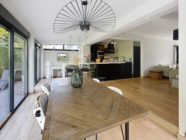 Maison mitoyenne 1 côté Marcq-en-Baroeul 121 m²