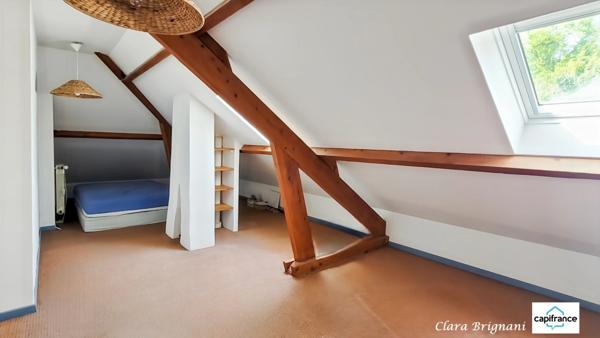 Maison à vendre - 6 pièces, 156m² à Avrainville - sous-sol total et terrain arboré de 1 555 m²