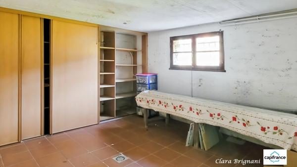 Maison à vendre - 6 pièces, 156m² à Avrainville - sous-sol total et terrain arboré de 1 555 m²