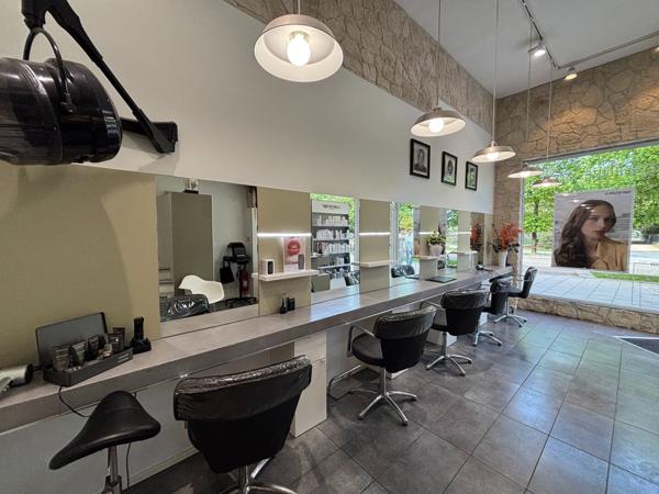 Salon de Coiffure à vendre hyper centre-ville de Bayonne