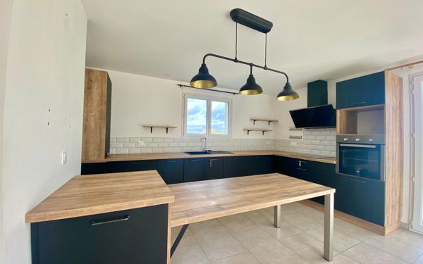 Maison à louer    3 pièces •  Toujouse