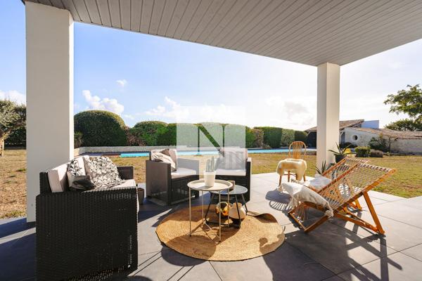 Villa 284 m² avec piscine à Marsilly