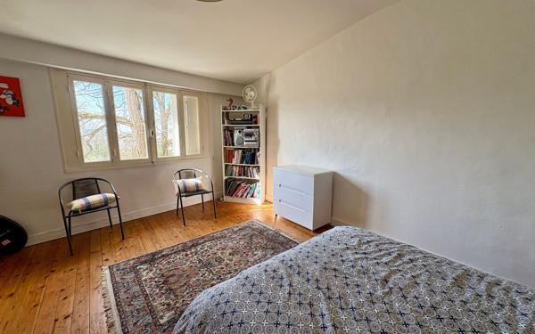 Maison à vendre    8 pièces •  Niort