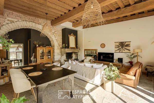 Ancien chai viticole, lieu de réception de prestige, au coeur de Givry