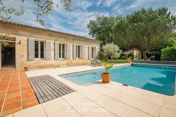 Ancien chai réhabilité en bord de Dordogne