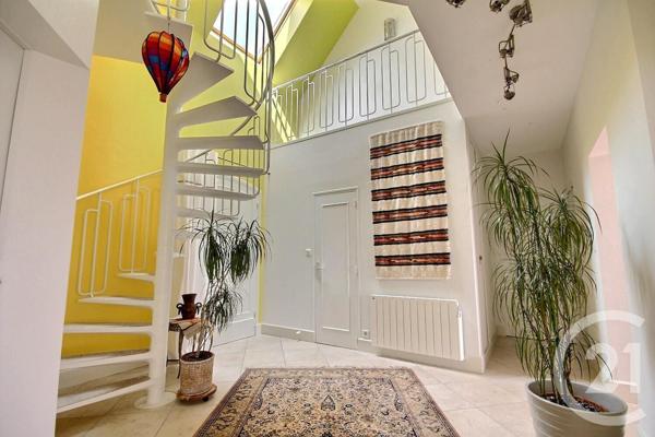 Maison à vendre  9 pièces - 241 m2 VEUZAIN SUR LOIRE - 41