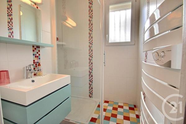 Maison à vendre  9 pièces - 241 m2 VEUZAIN SUR LOIRE - 41