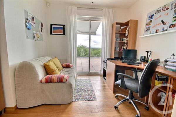 Maison à vendre  9 pièces - 241 m2 VEUZAIN SUR LOIRE - 41