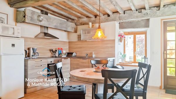 Maison en pierres à vendre 3 pièces avec piscine et terrasse