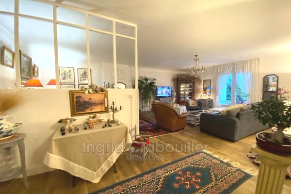 Appartement Saujon Centre-ville, achat appartement 5 pièces, 147 m²