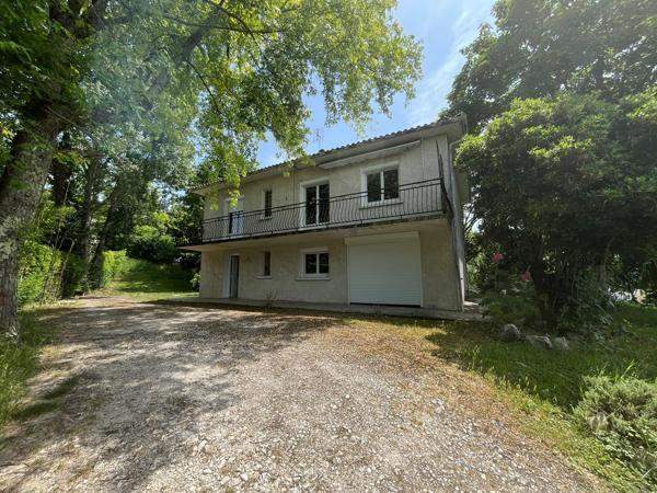Charmante villa de 124 m² sur les hauteurs de Pujols, offrant confort, espace et tranquillité !