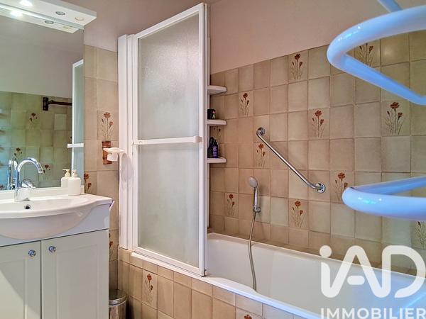 Maison à vendre 5 pièces 140,88 m² Saint-Étienne-du-Bois