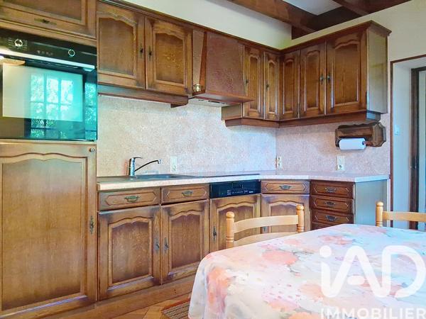 Maison à vendre 5 pièces 140,88 m² Saint-Étienne-du-Bois