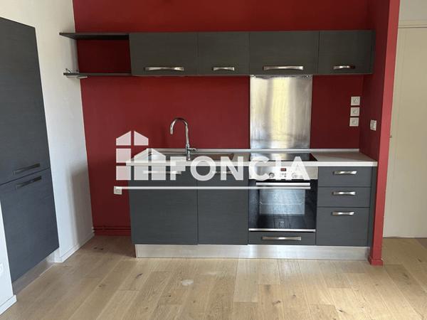 Location Appartement 2 pièces 49.5 m² - 157 RUE DE STRASBOURG - APPT C14 Niort 79000
