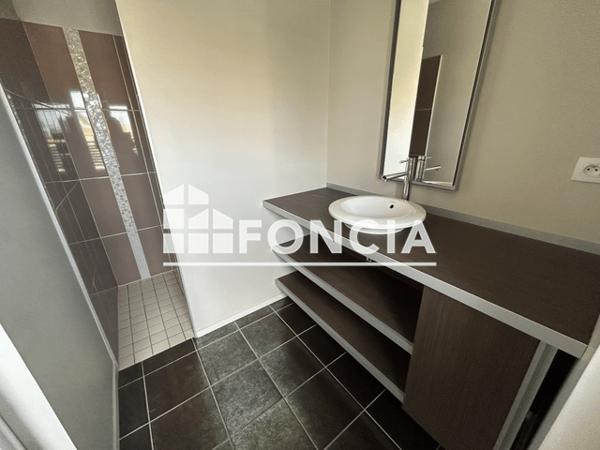 Location Appartement 2 pièces 49.5 m² - 157 RUE DE STRASBOURG - APPT C14 Niort 79000