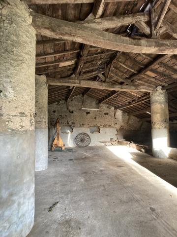 À vos projets ! Grange à réhabiliter proche de la mer !