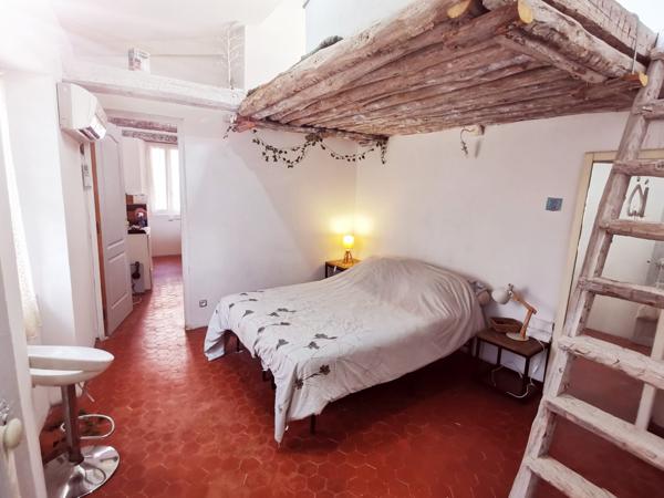 T4 dans une maison de village