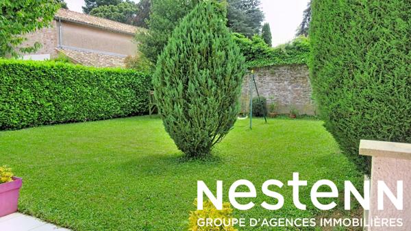 A Vendre: Jolie Maison lumineuse avec jardin et garage double - 71850 CHARNAY-LES-MACON